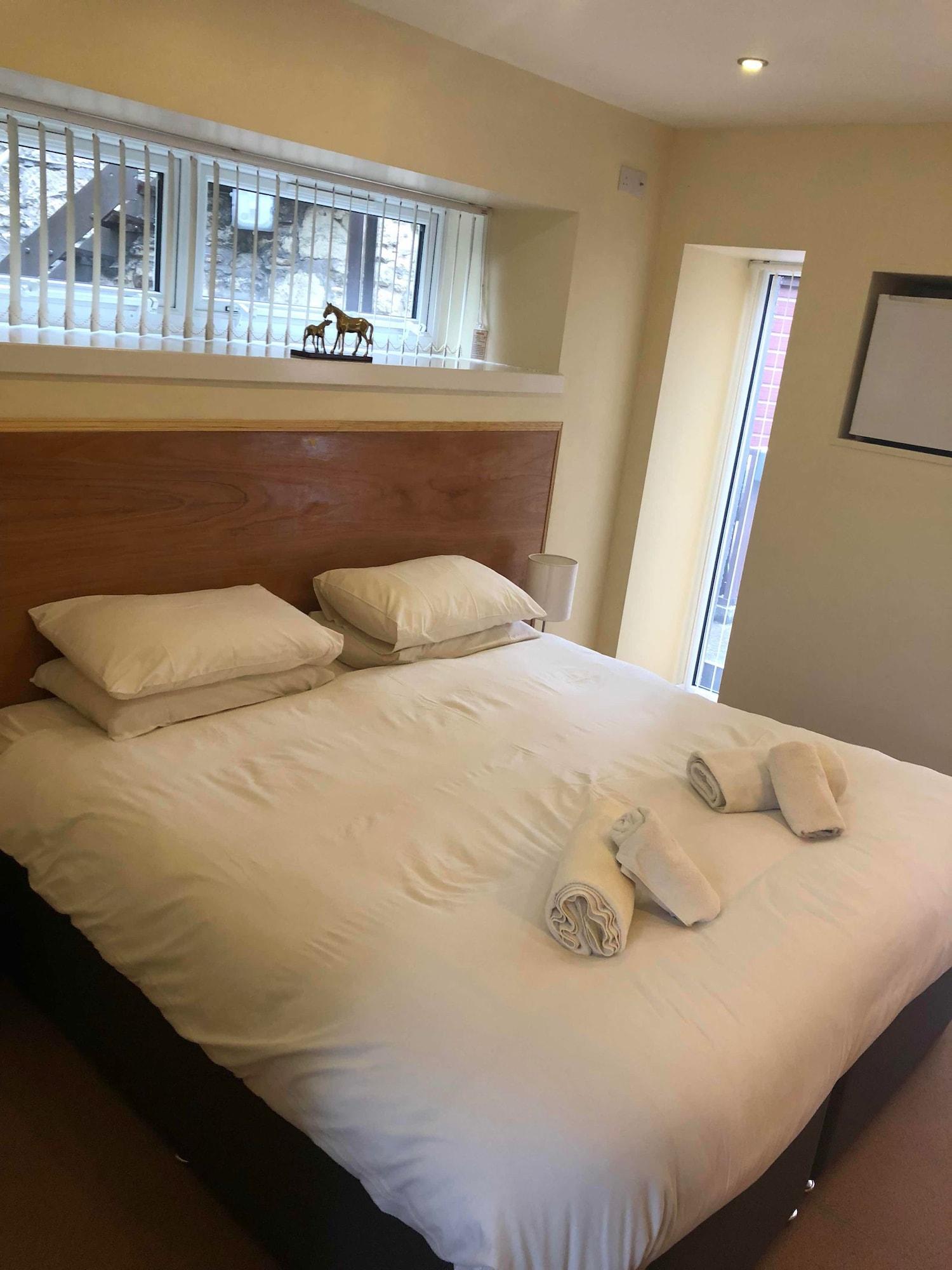 Oyo Eastbank Hotel, Speyside Scotland Rothes Екстер'єр фото